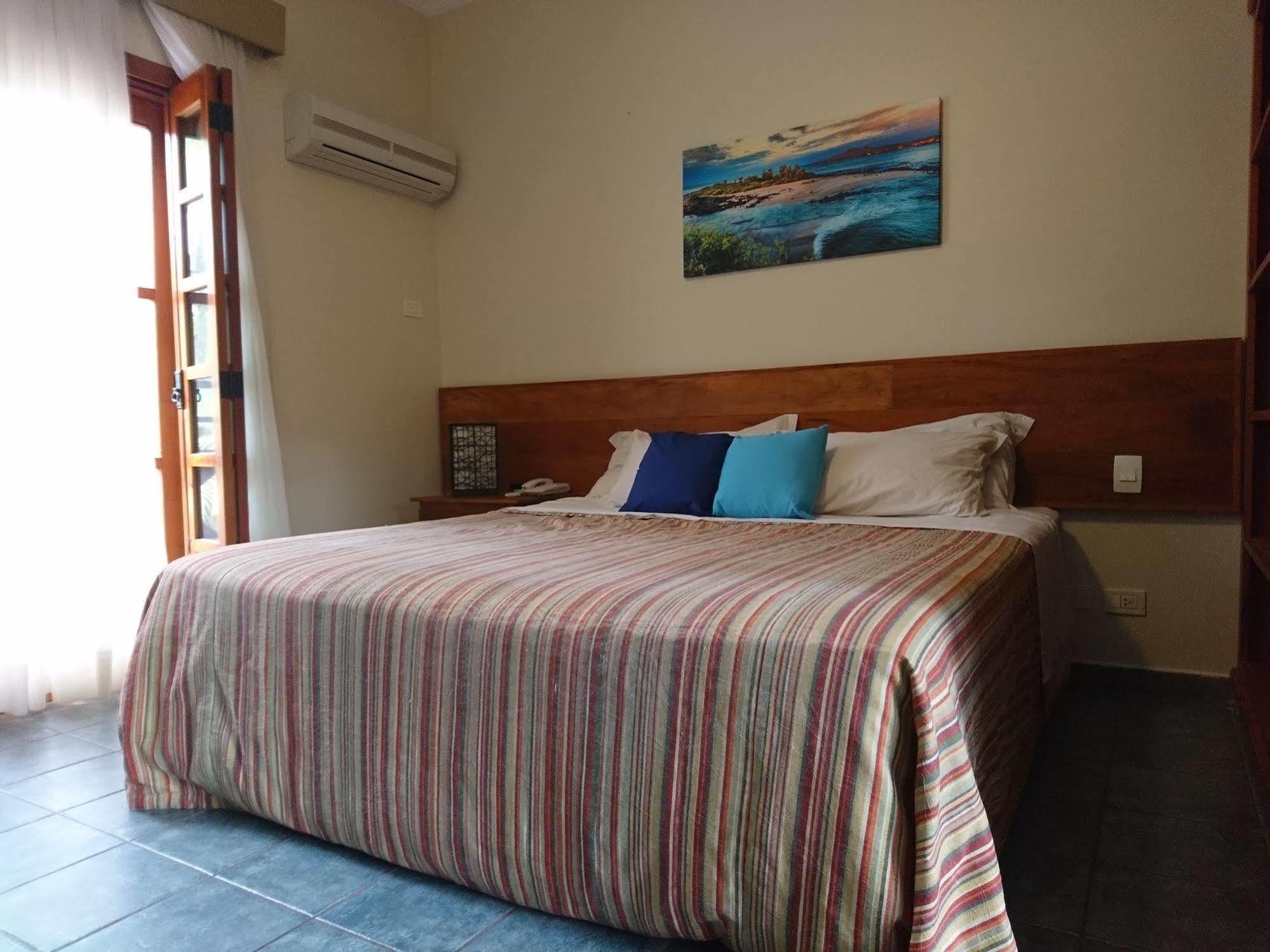 Galapagos Aparthotel Ilhabela Ngoại thất bức ảnh